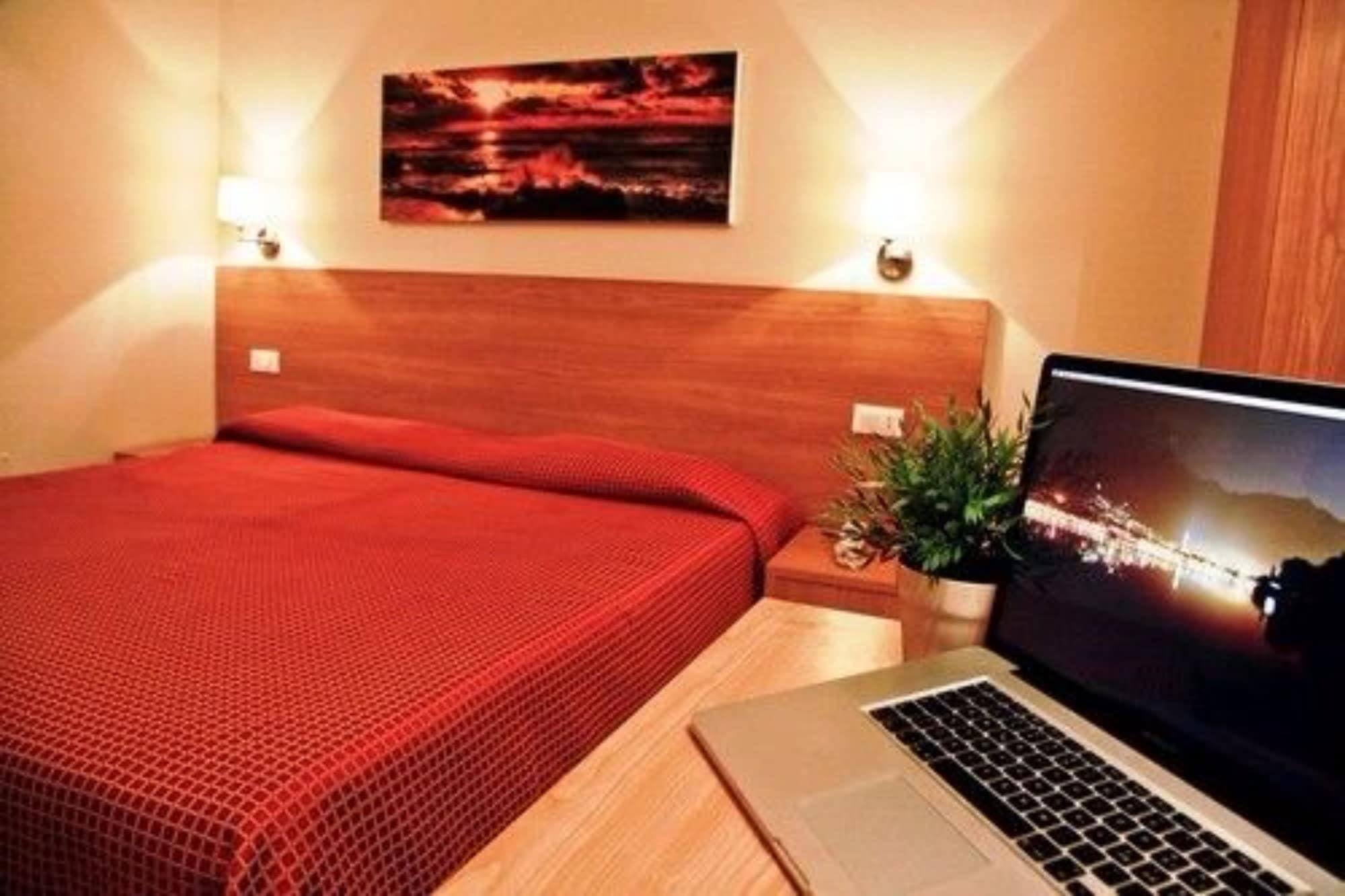 Hotel Majorca Sul Mare In Centro A Riccione Ngoại thất bức ảnh