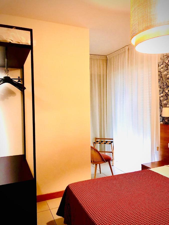 Hotel Majorca Sul Mare In Centro A Riccione Ngoại thất bức ảnh