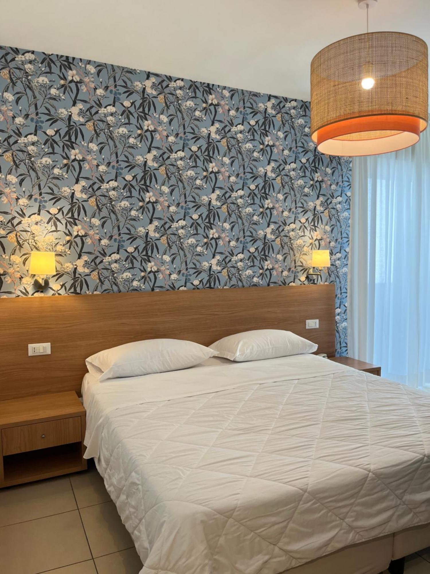 Hotel Majorca Sul Mare In Centro A Riccione Ngoại thất bức ảnh