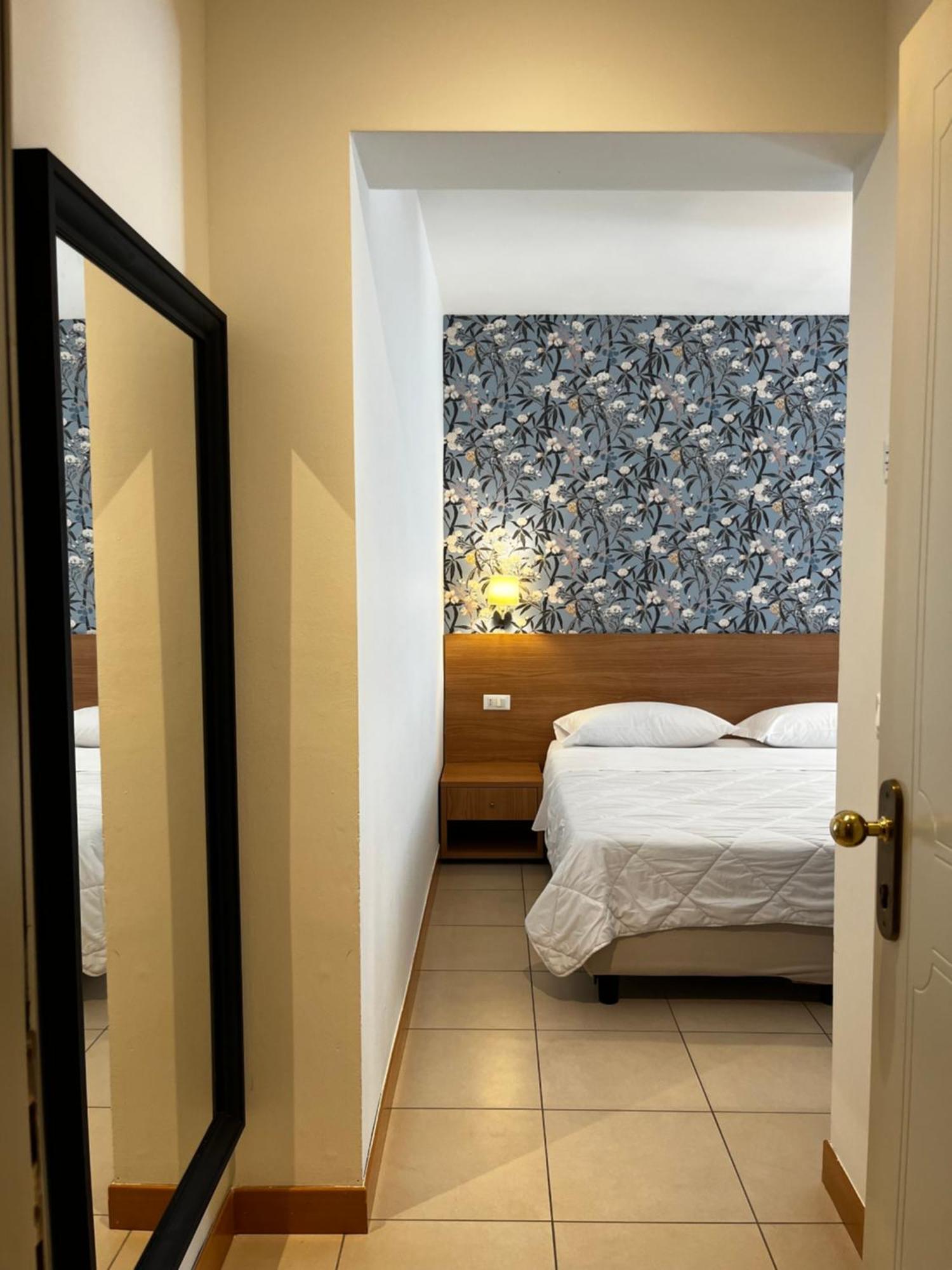 Hotel Majorca Sul Mare In Centro A Riccione Ngoại thất bức ảnh