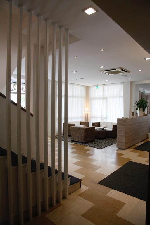 Hotel Majorca Sul Mare In Centro A Riccione Ngoại thất bức ảnh